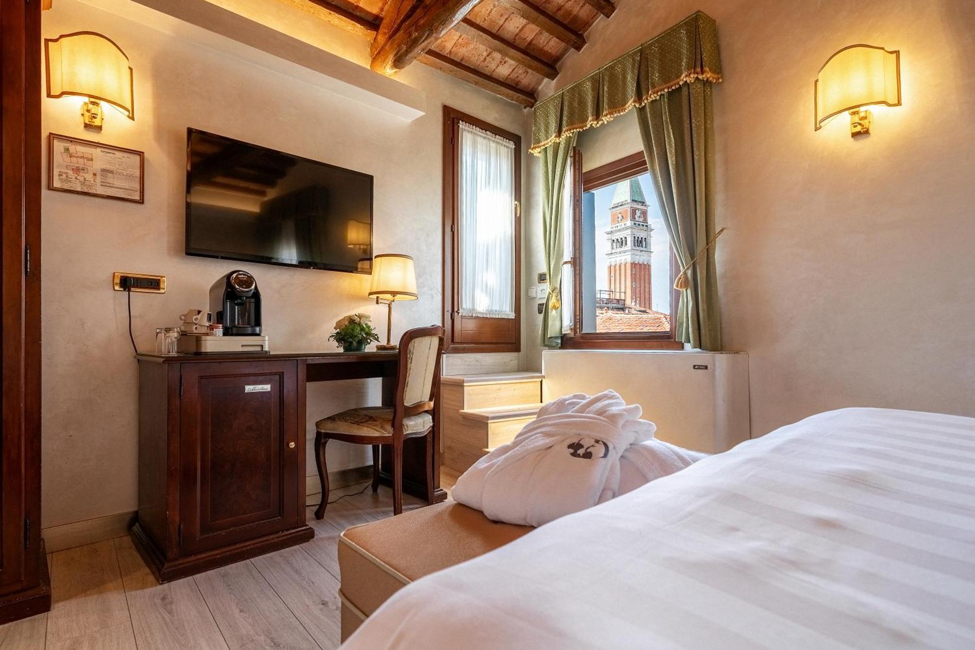 Hotel Colombina 4*