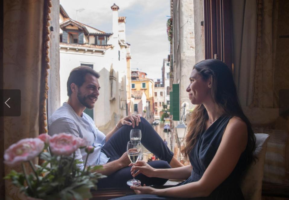 Dimora Al Doge Beato Vista Canale Acomodação com café da manhã  2*