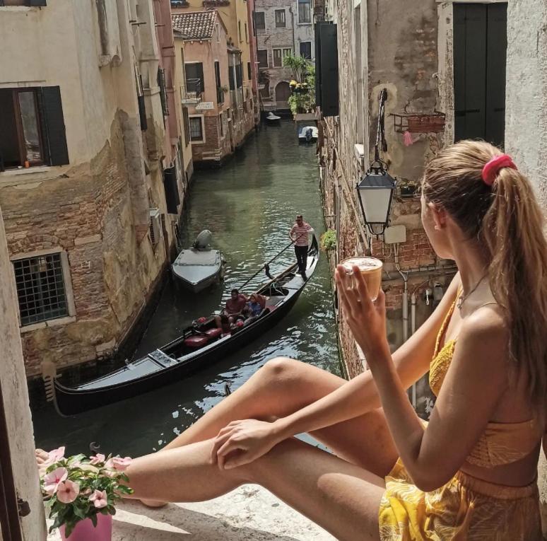 Acomodação com café da manhã  Dimora Al Doge Beato Vista Canale Veneza
