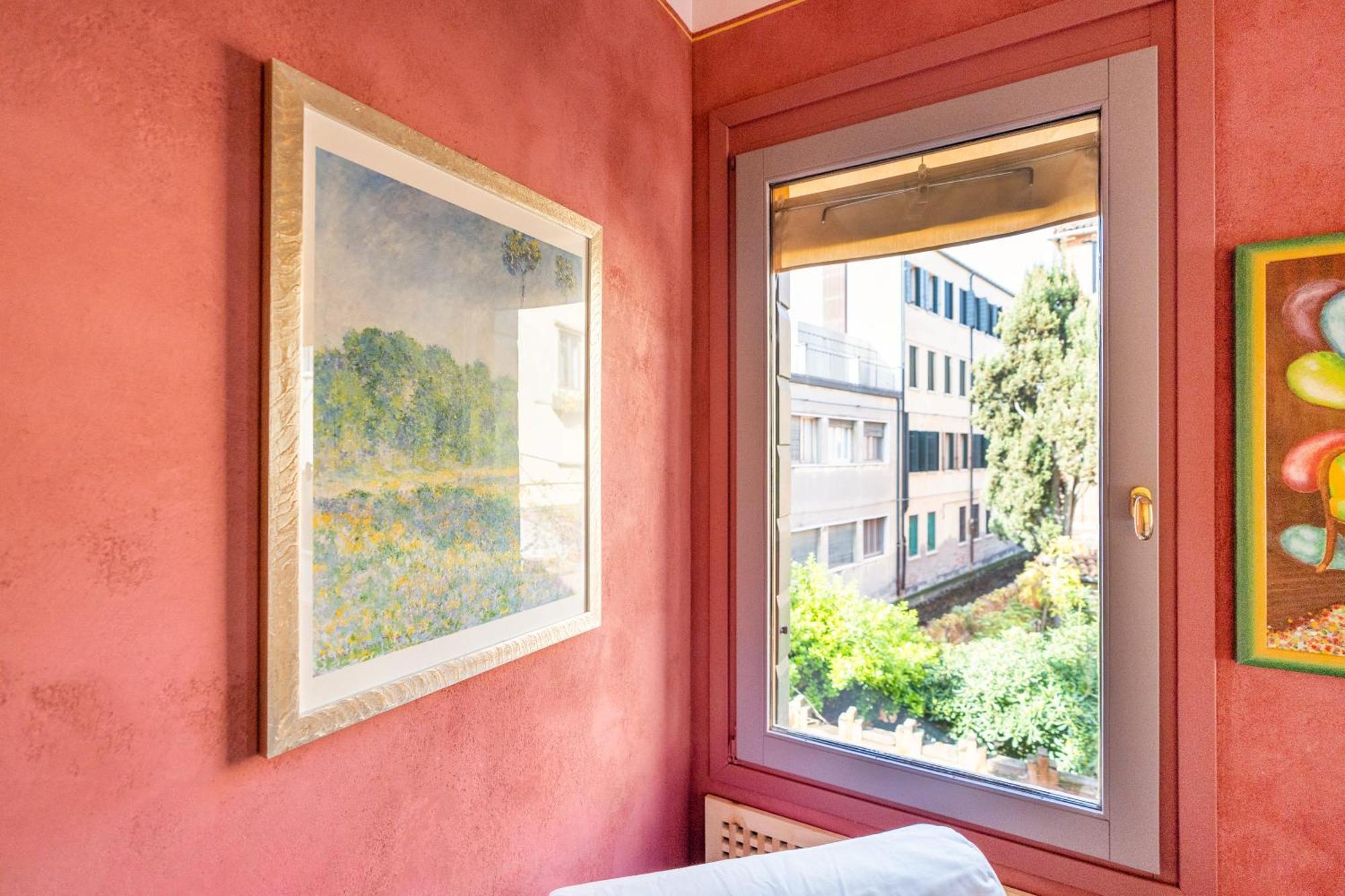 Villa Di Lusso Con Terrazza Sull'acqua *
