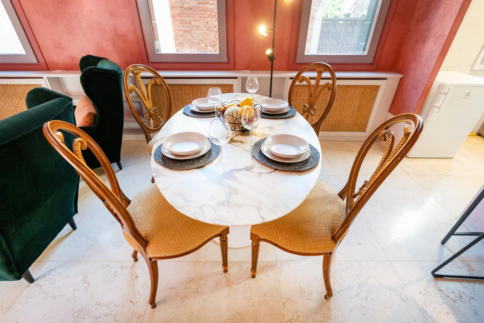 Di Lusso Con Terrazza Sull'acqua *