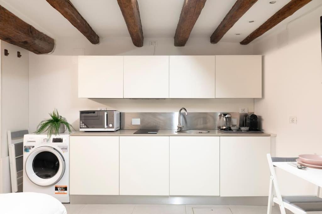 Longa By Welc * Venice