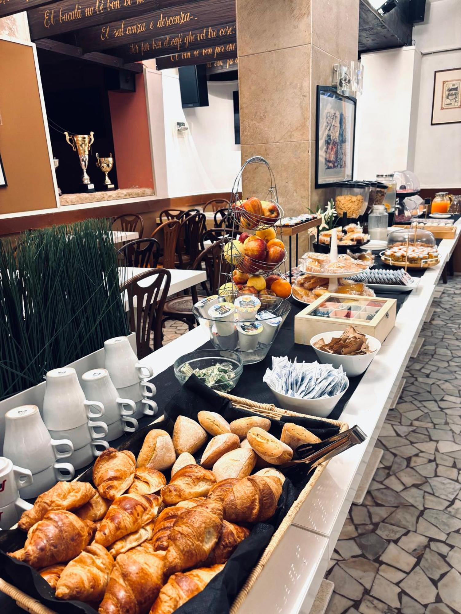 Hotel Al Graspo De Ua 3*