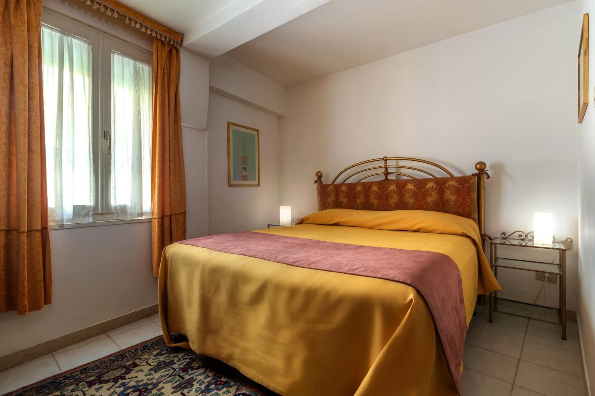 Casa Boccassini Hotel *