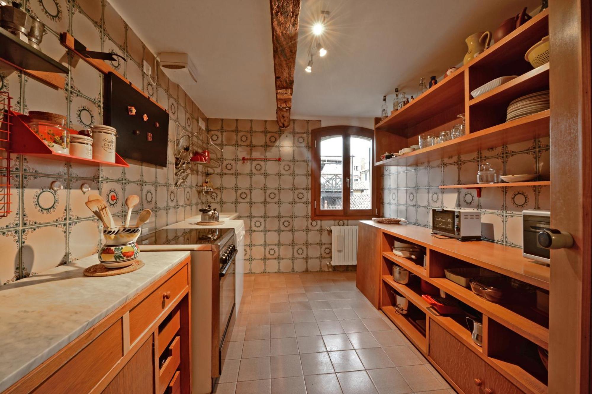 Homes & Holidays * Veneza