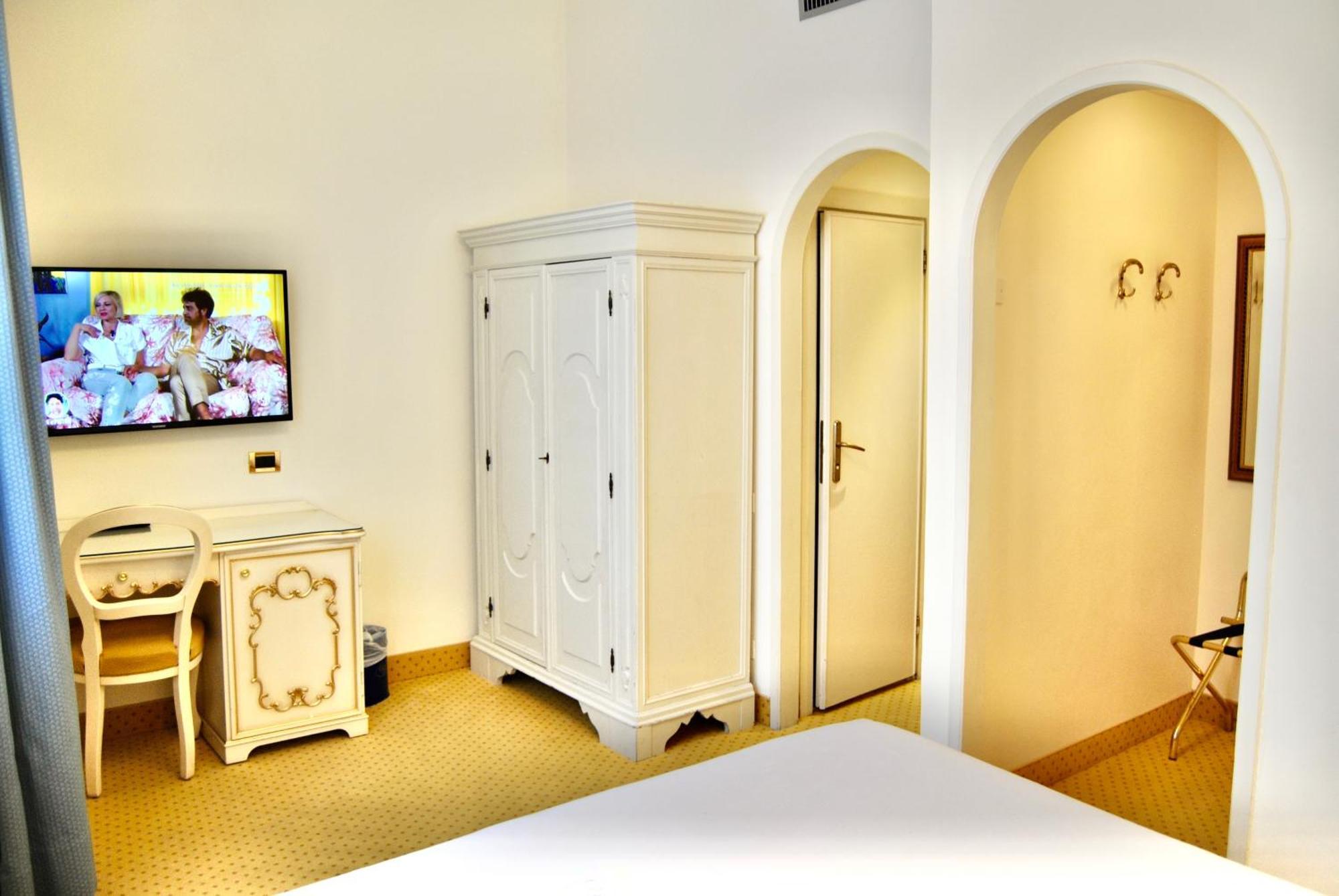 Gardena Hotel 3*