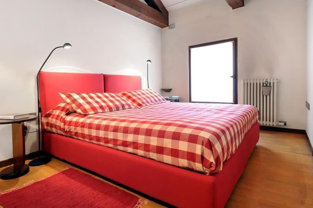 Ca' Della Tana Charming In Biennale Area Apartment Venice