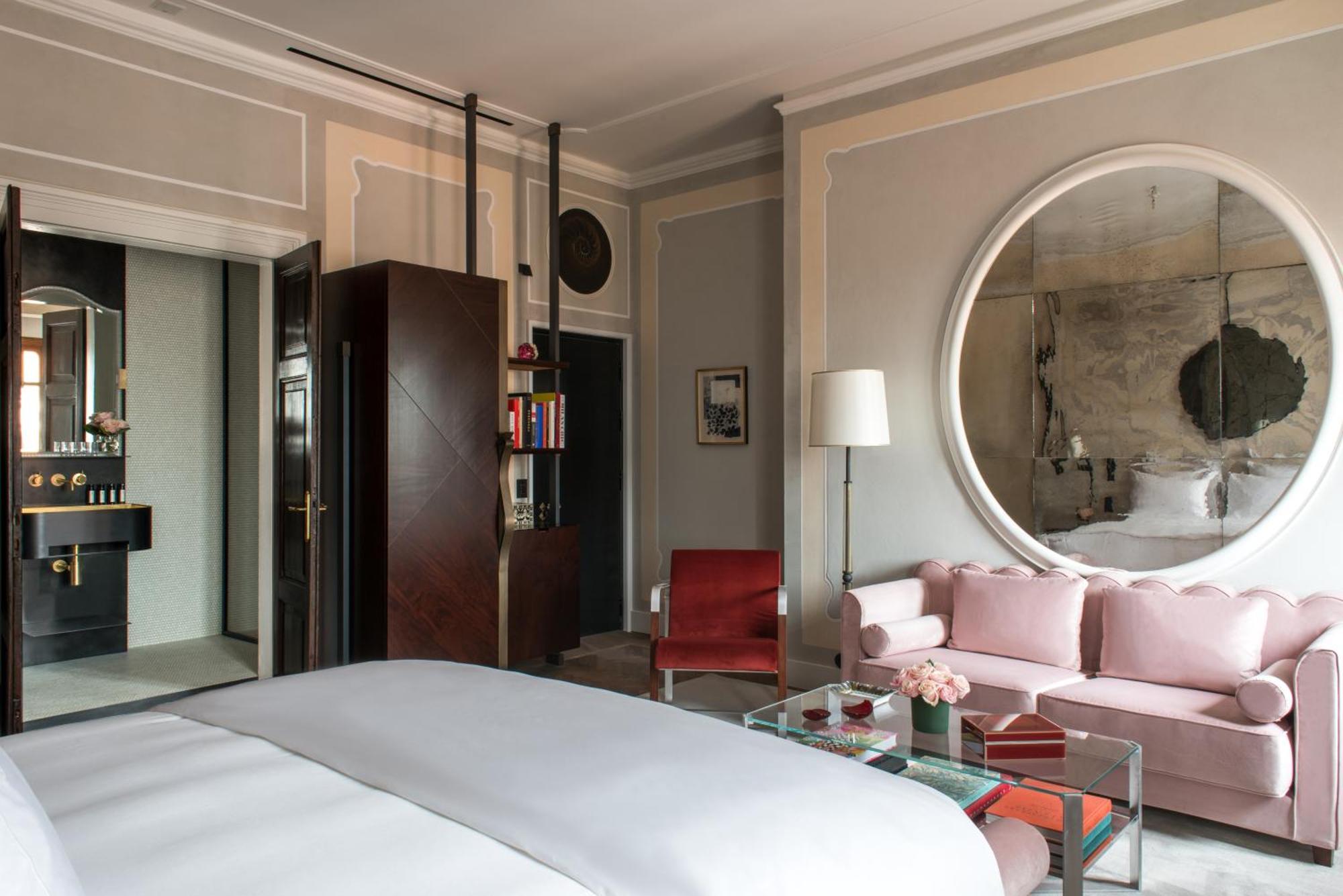 Hotel Nolinski 5*