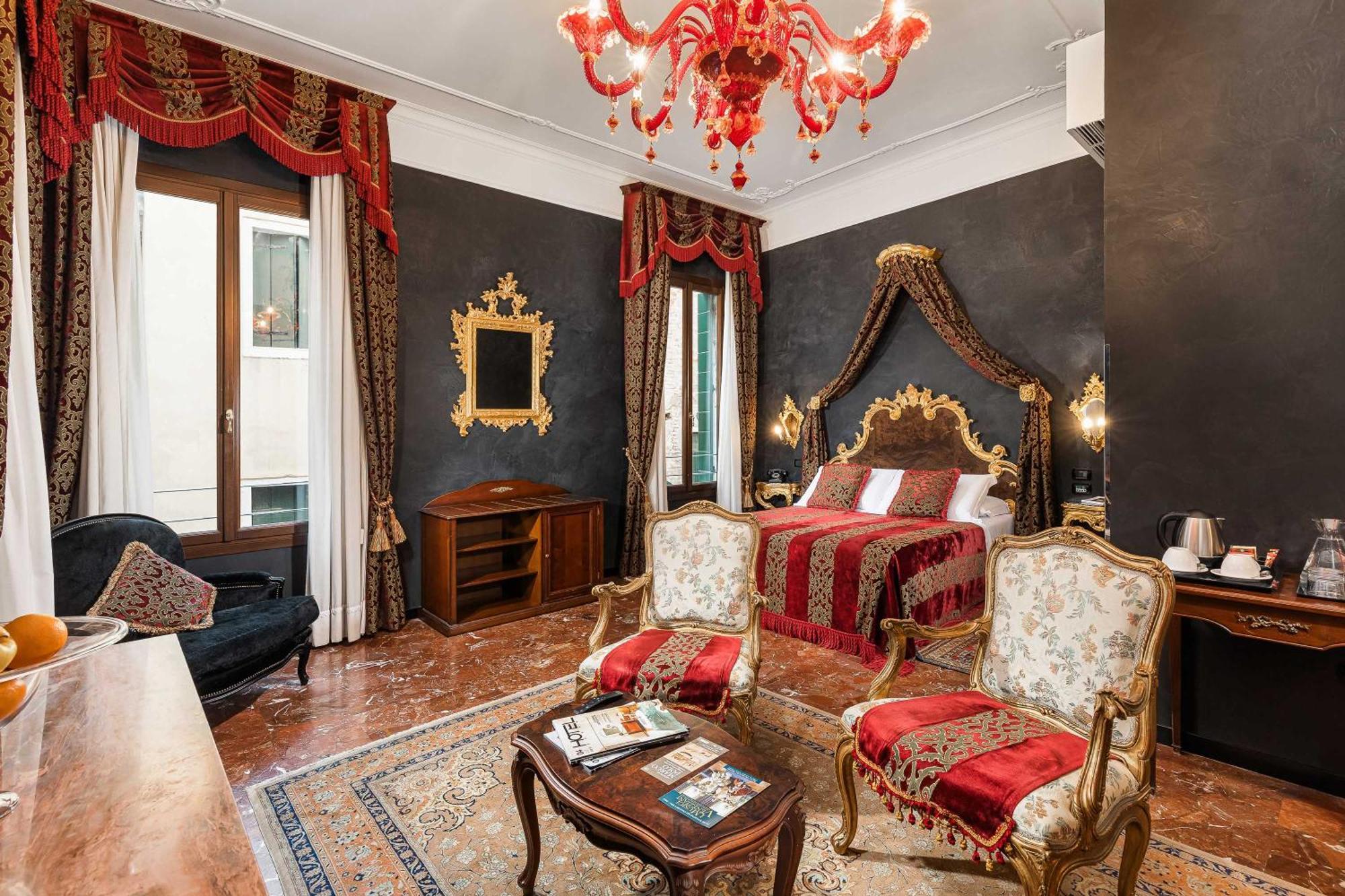 Ca' Alvise Hotel 4*