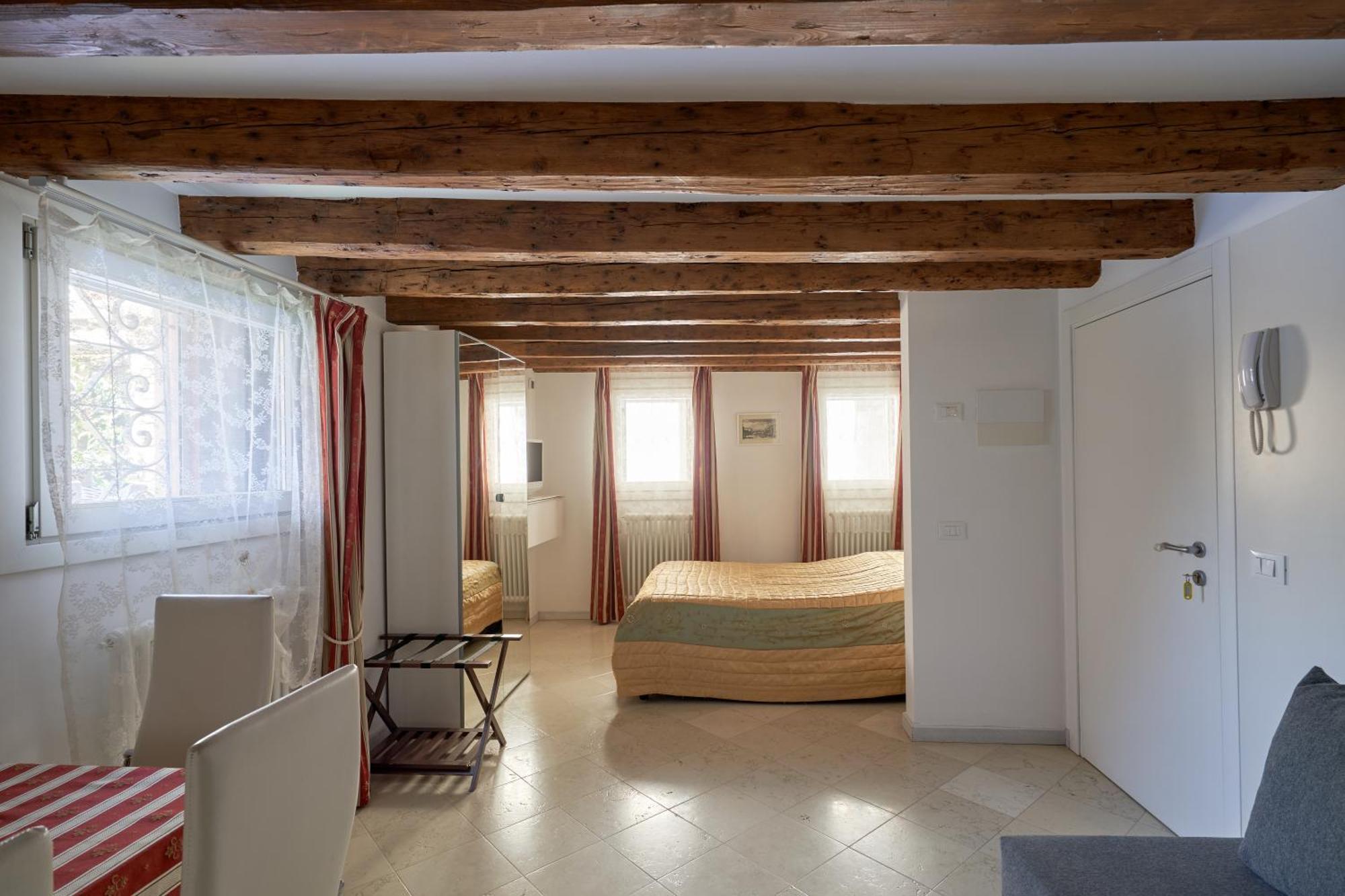 Cannaregio S Apartment *