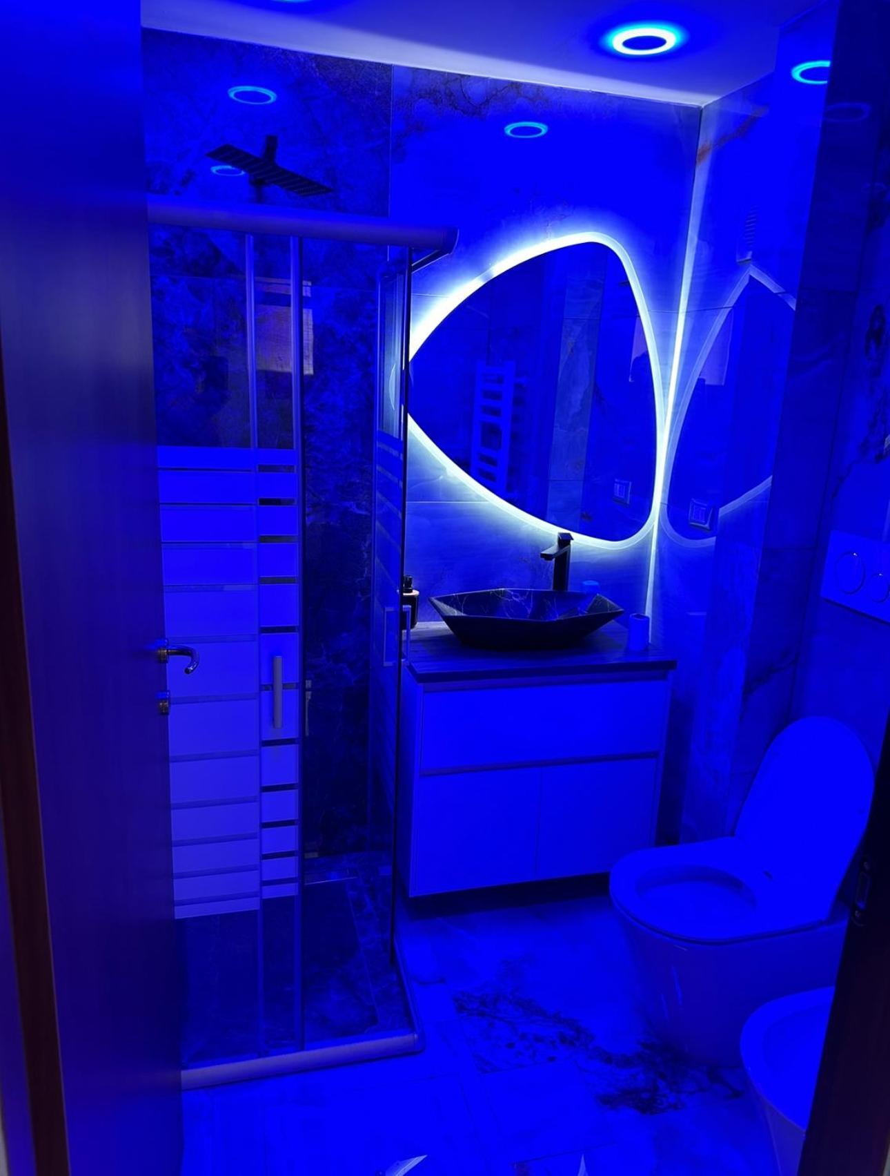 Rainbow Biennale Guest house *