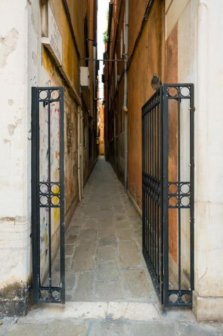 Apartment San Felice Modern Venice
