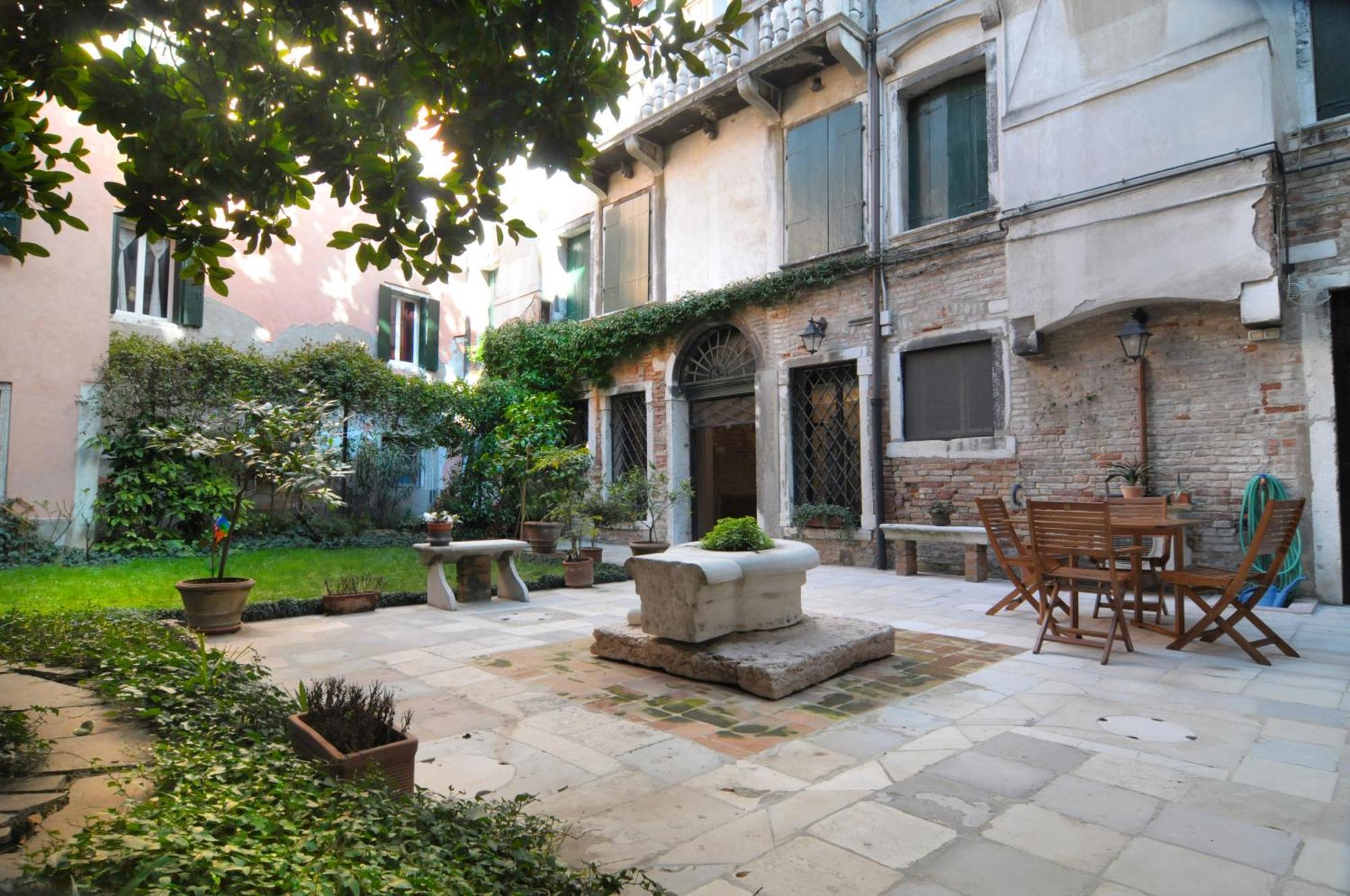 Ca' Salvioni Venice