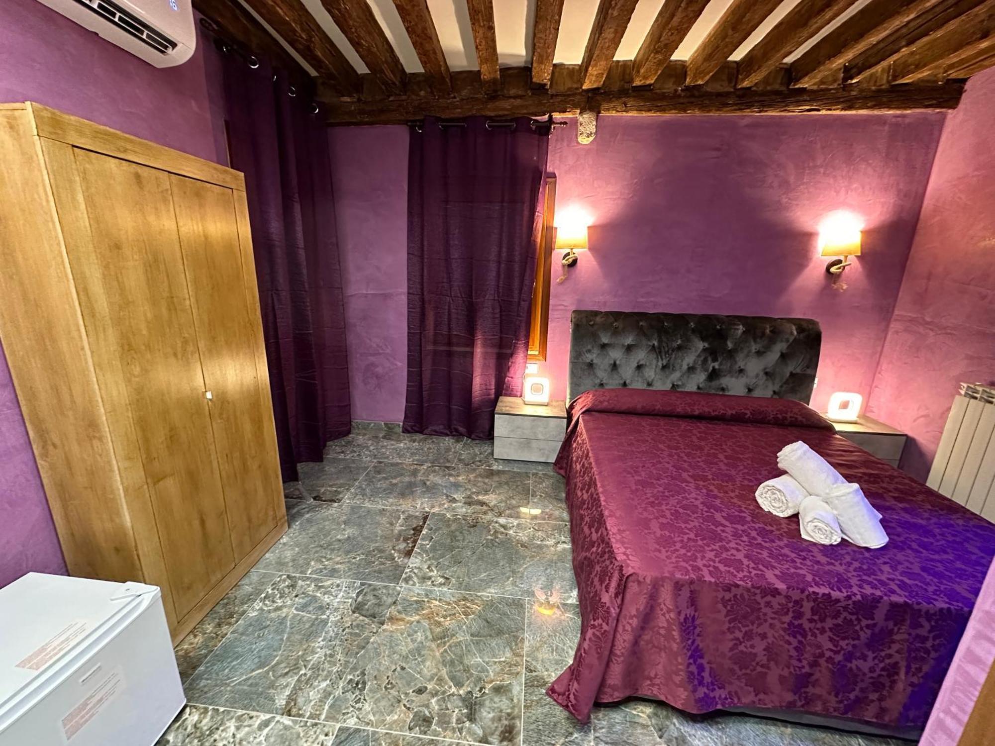 Rainbow Biennale Guest house Venice