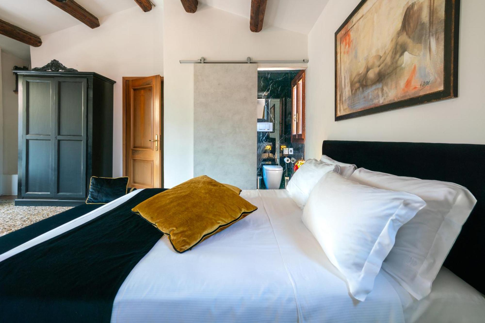 Palazzo San Luca Guest house Venice