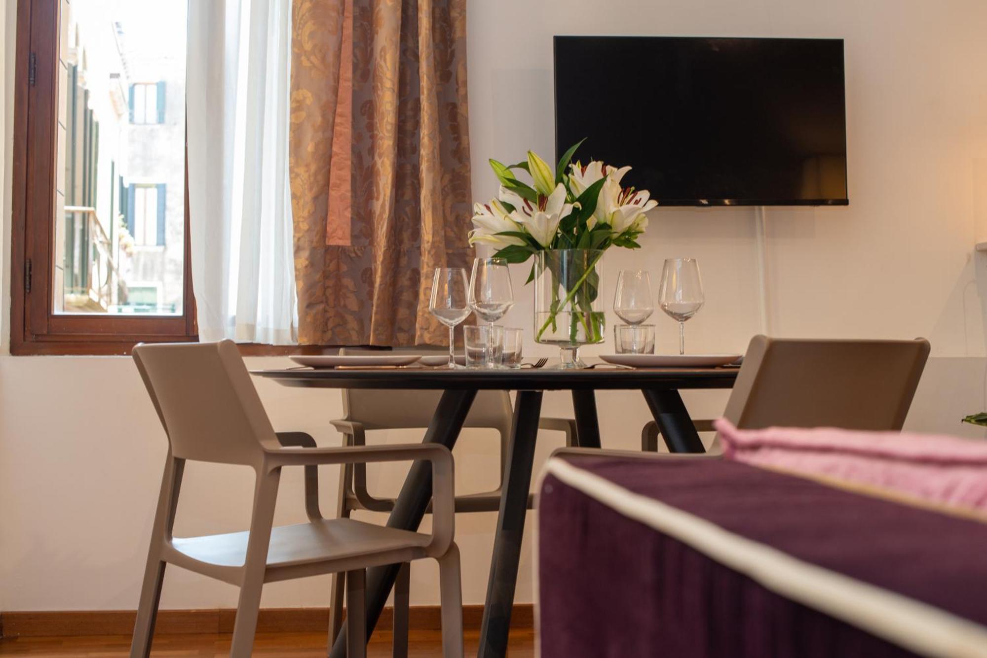 Veneziano Apartment
