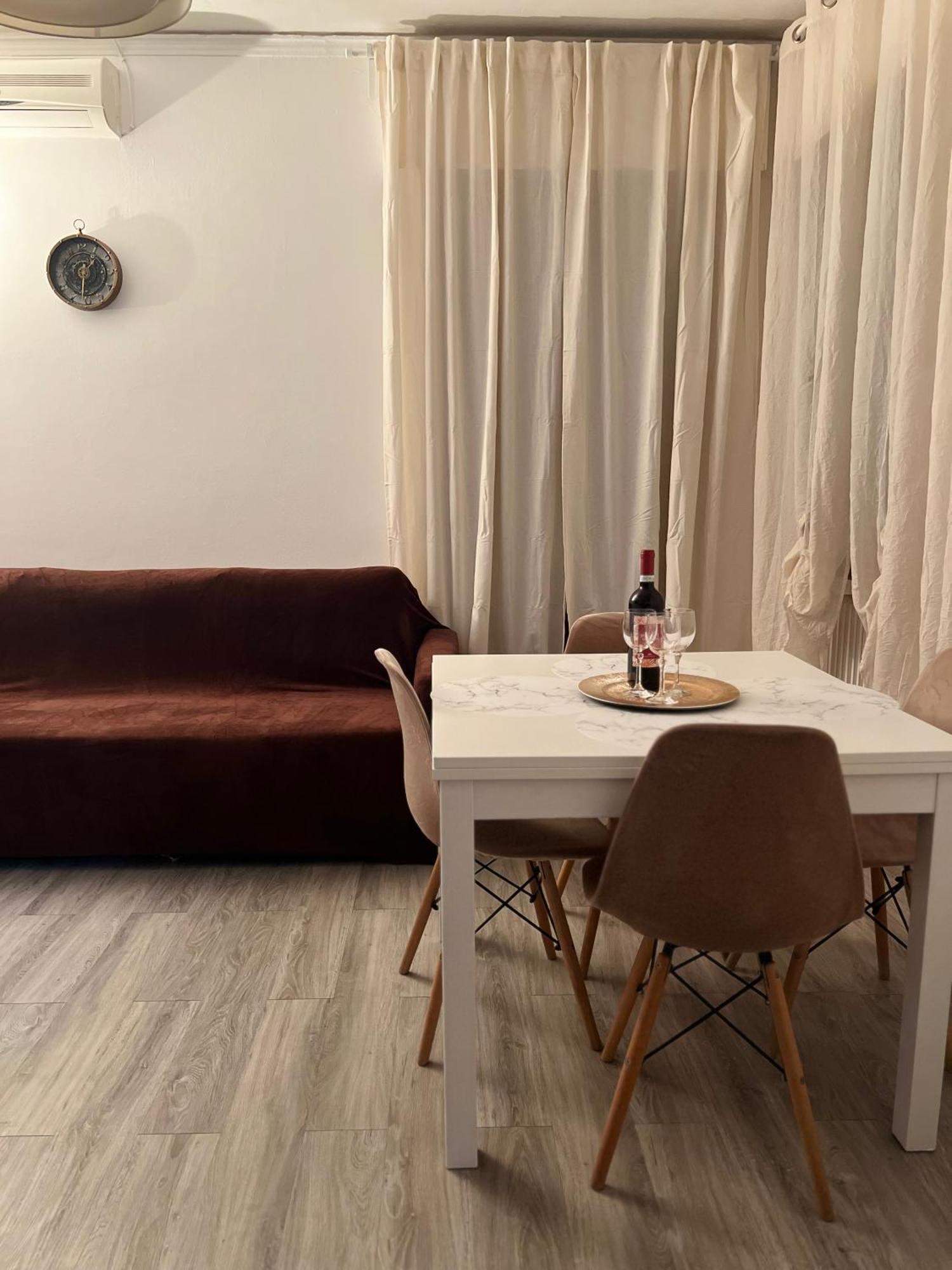 Teps Airport Apartment