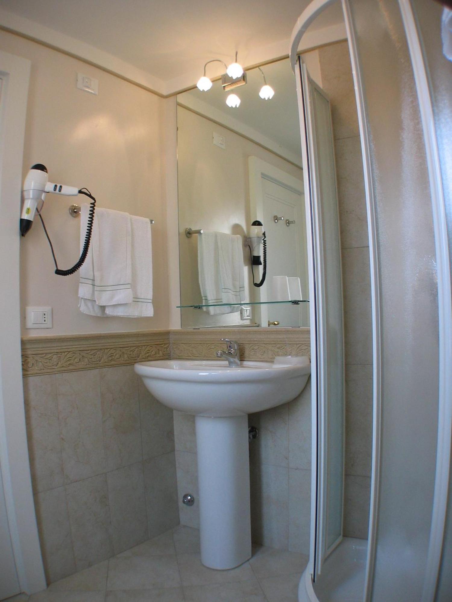 Bed & Breakfast A Le Boteghe Venezia
