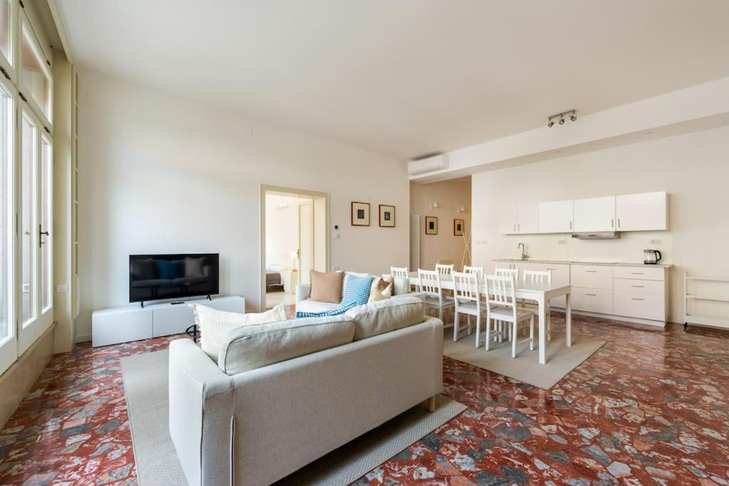 San Felice Elegant Apartment *