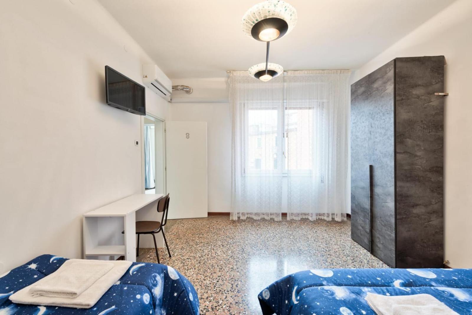 Living Guest house *