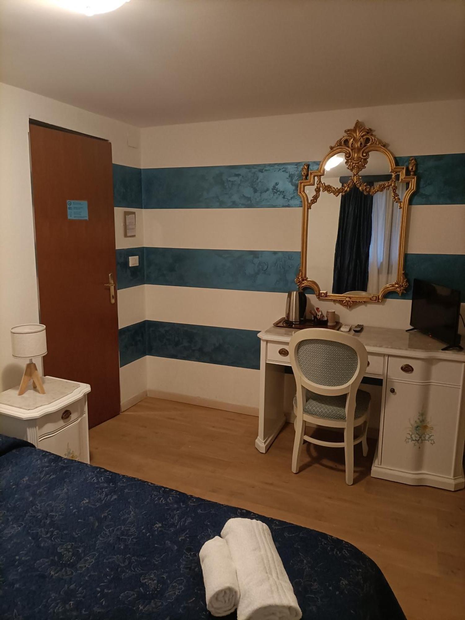 Palazzo Lion Morosini Affittacamere 3*