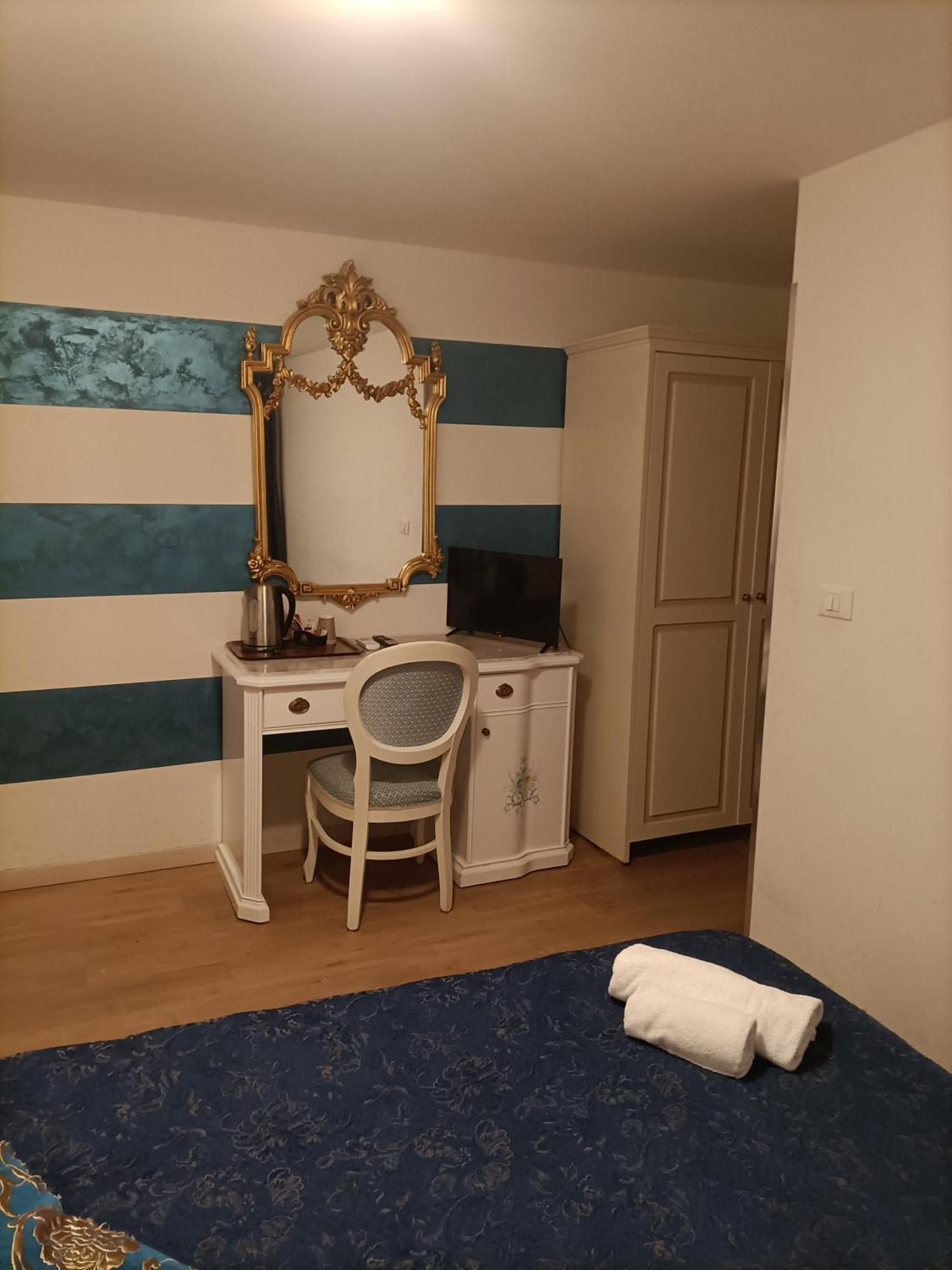 Affittacamere Palazzo Lion Morosini 3*