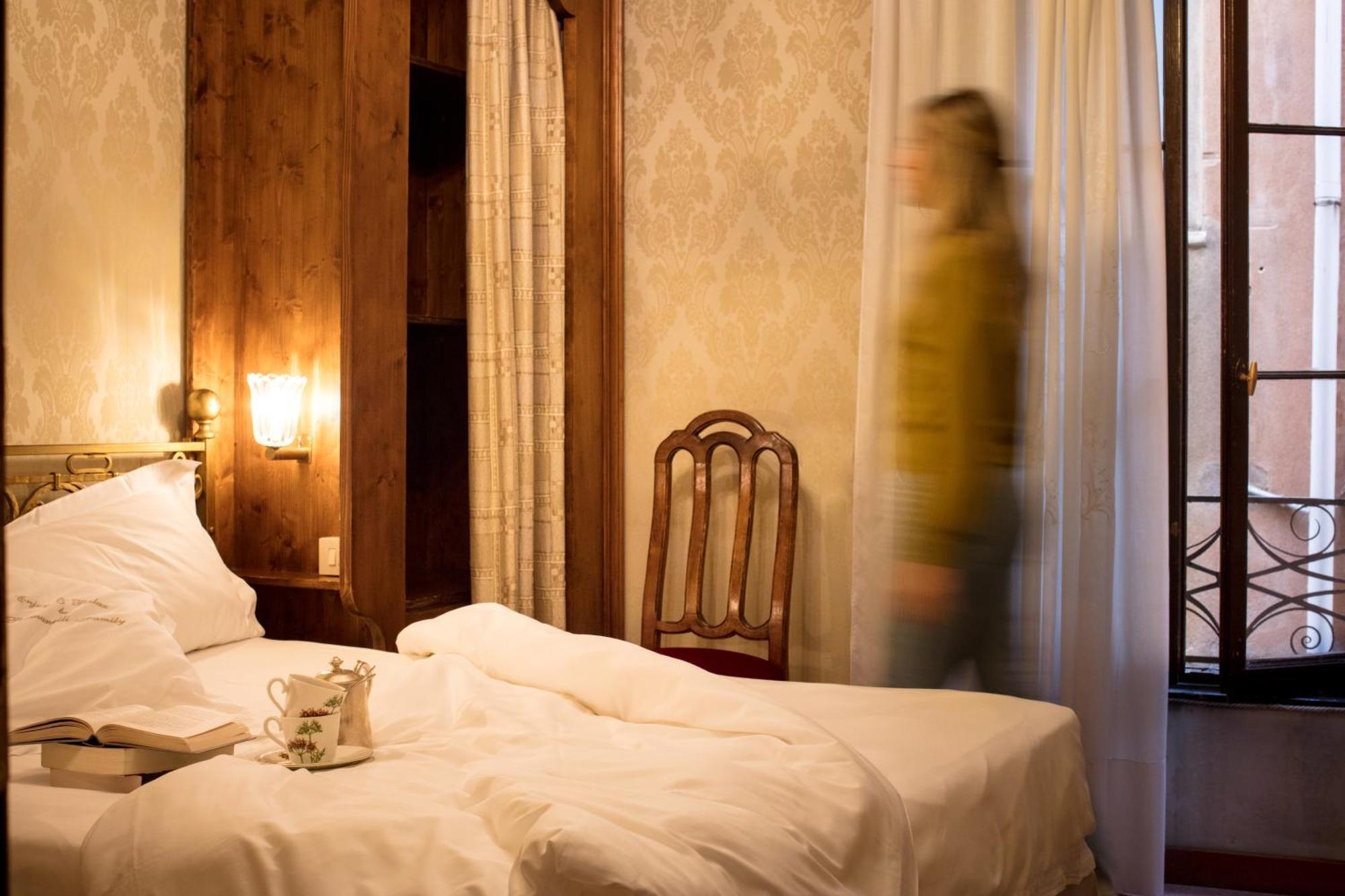 Flora Hotel 3*