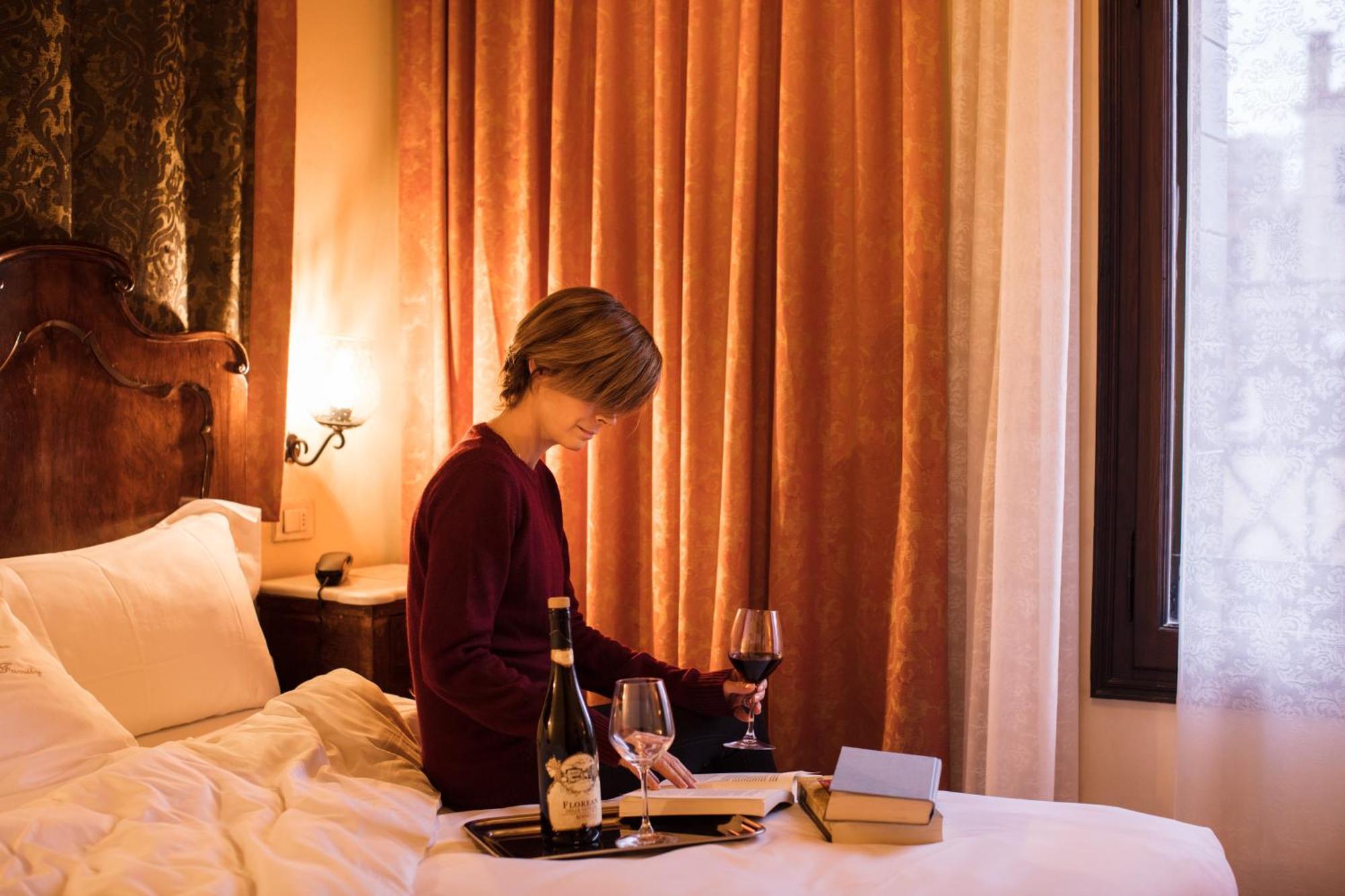 Hotel Flora 3*