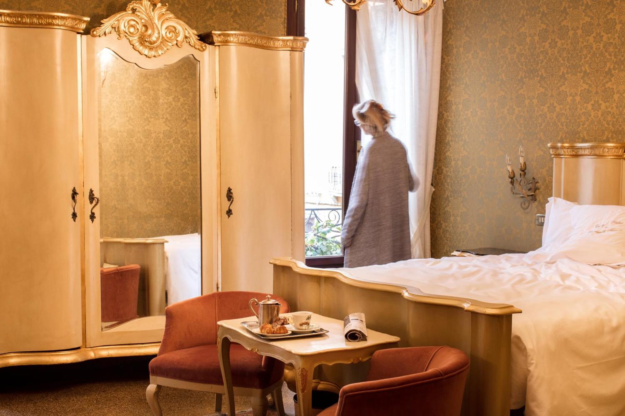 Hotel Flora