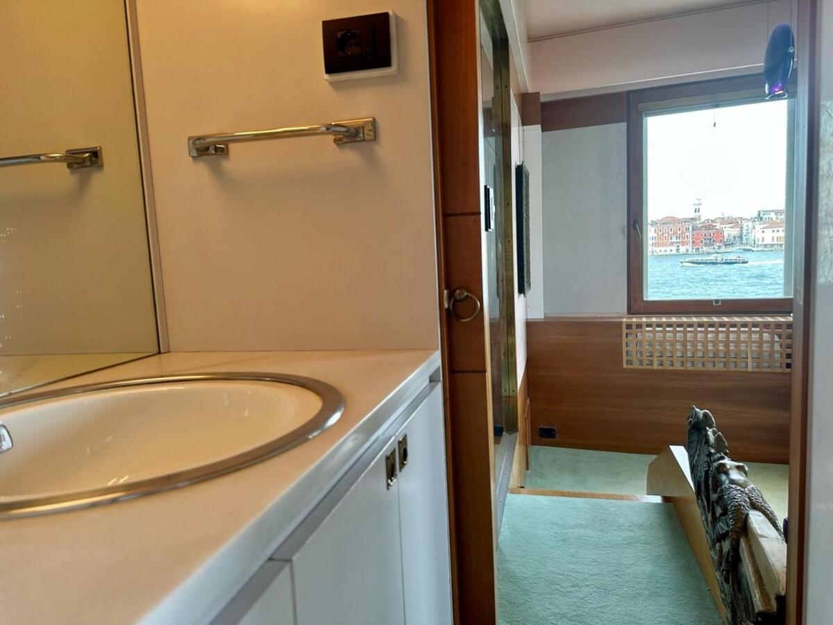 - Strepitoso Giudecca Apartment *