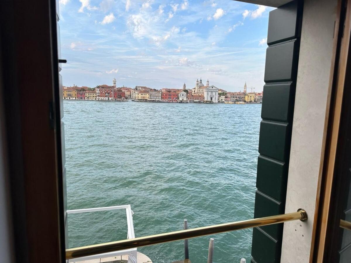 - Strepitoso Giudecca
