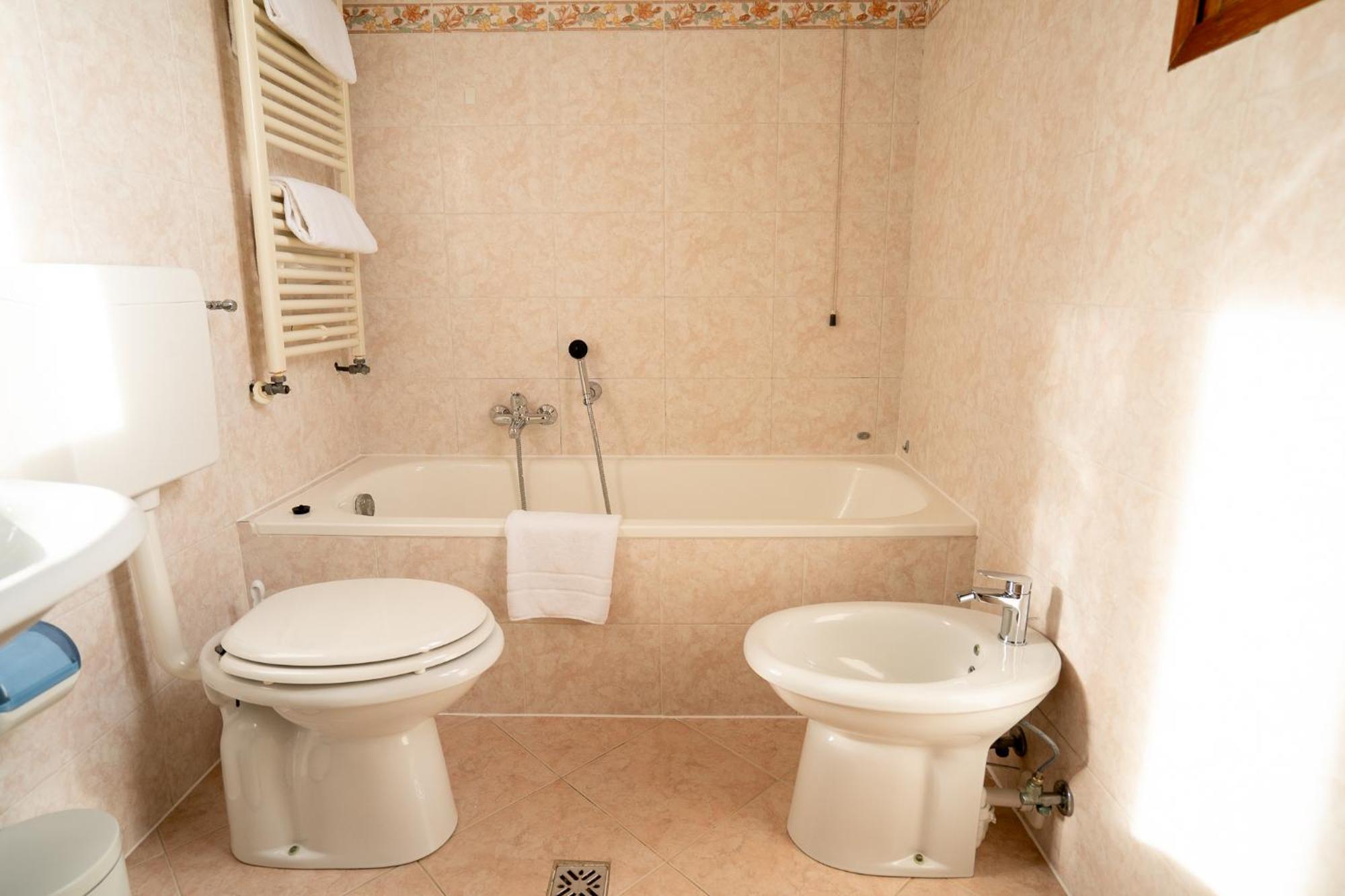 Corte Rossa Bed & Breakfast