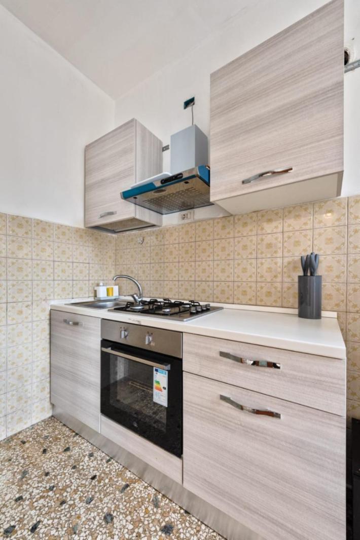 Cozy In With Free Parking Apartment *