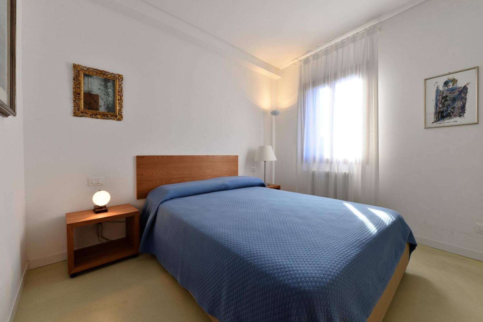 Homes & Holidays Veneza