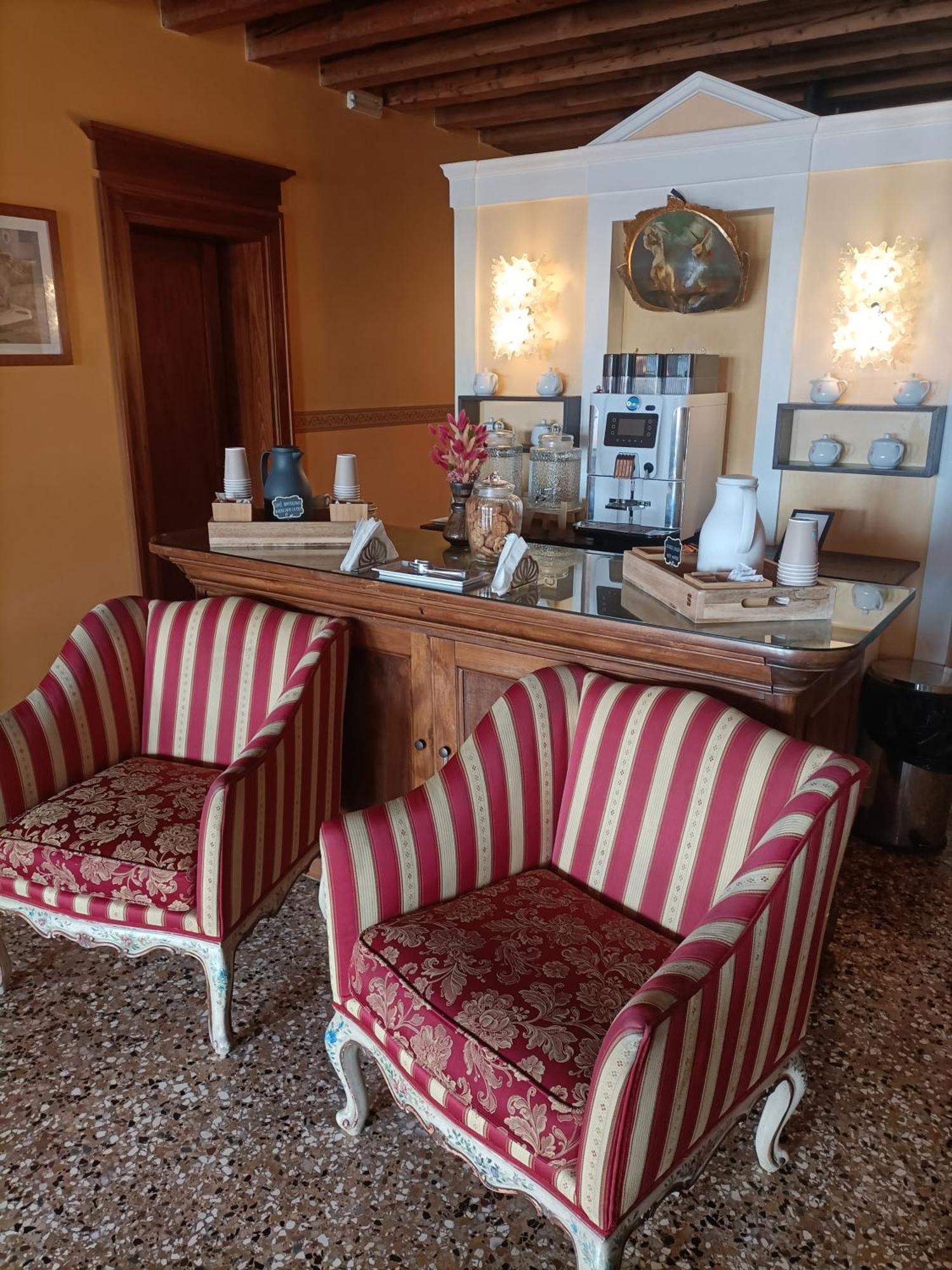 Hotel Ai Santi Apostoli