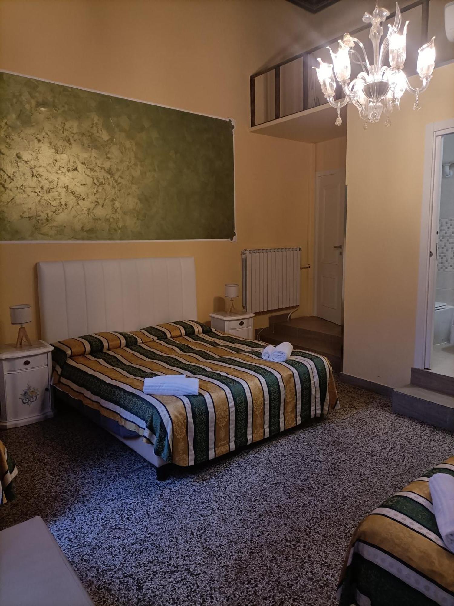 Affittacamere Palazzo Lion Morosini 3*