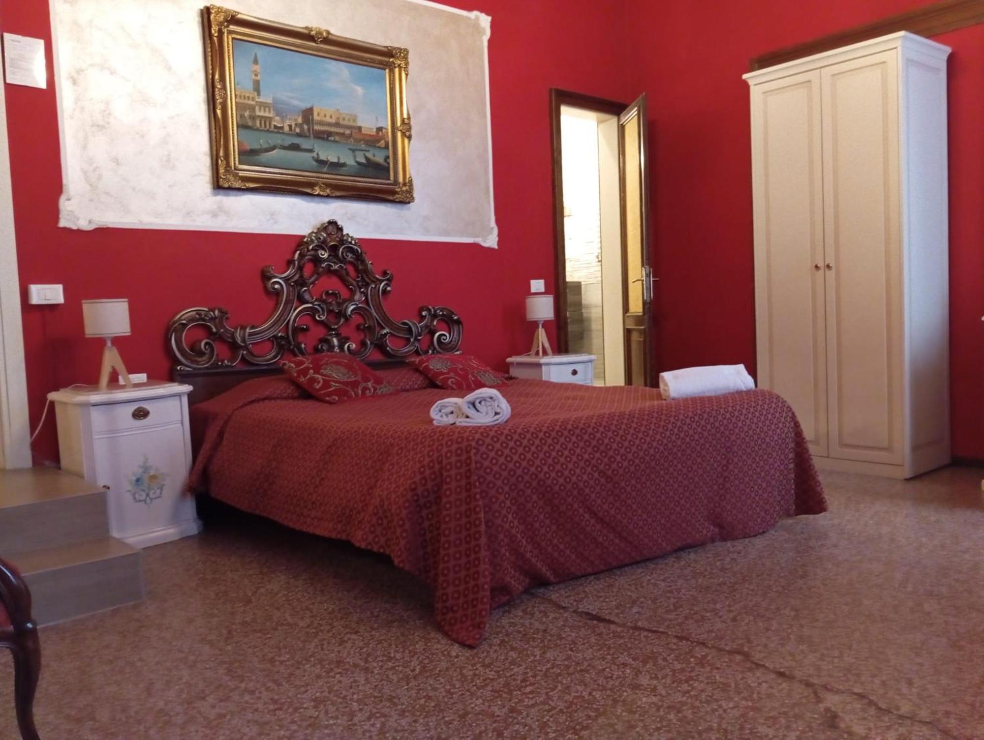 Palazzo Lion Morosini