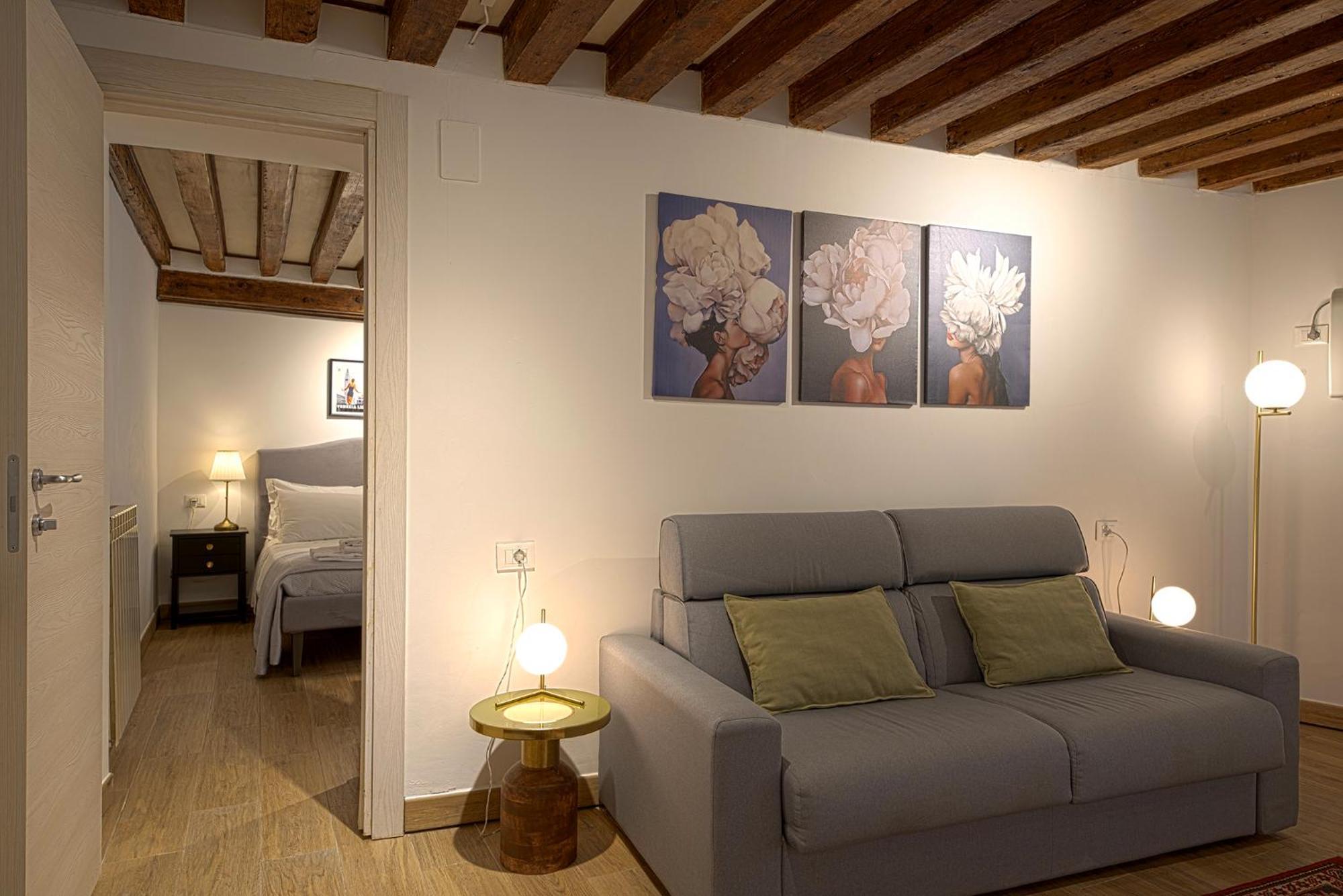 Mascherone Apartment *