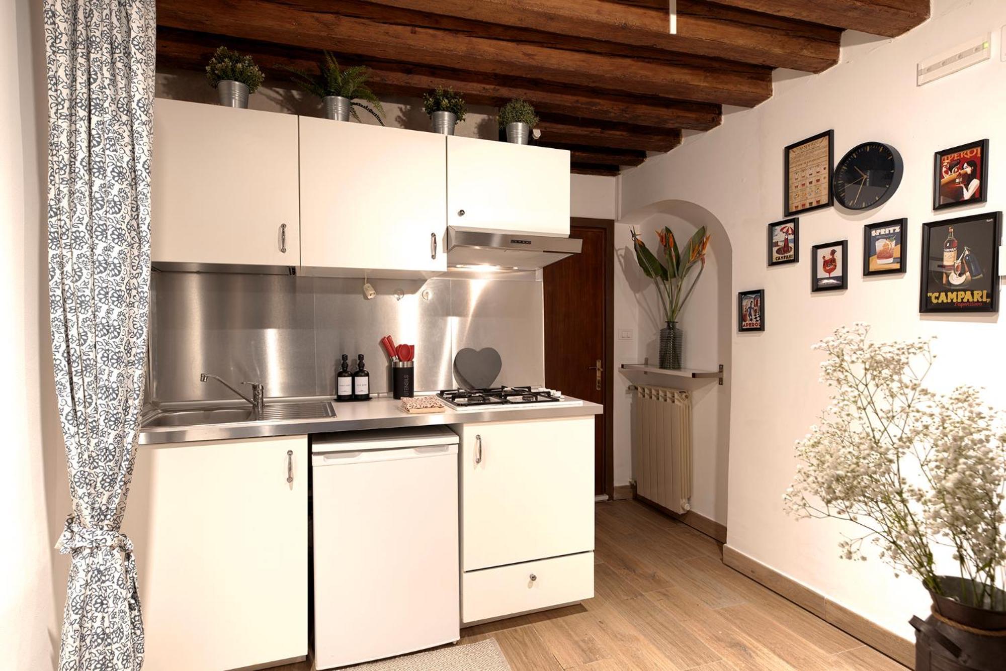 Mascherone Apartment