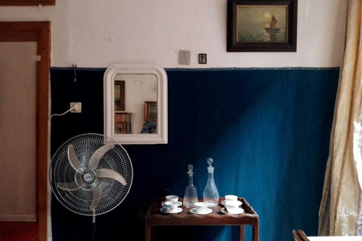 Spacious Artist's On Canal In Center - 100 Square Meters * Venezia