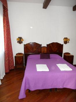 Mfm Hotel *