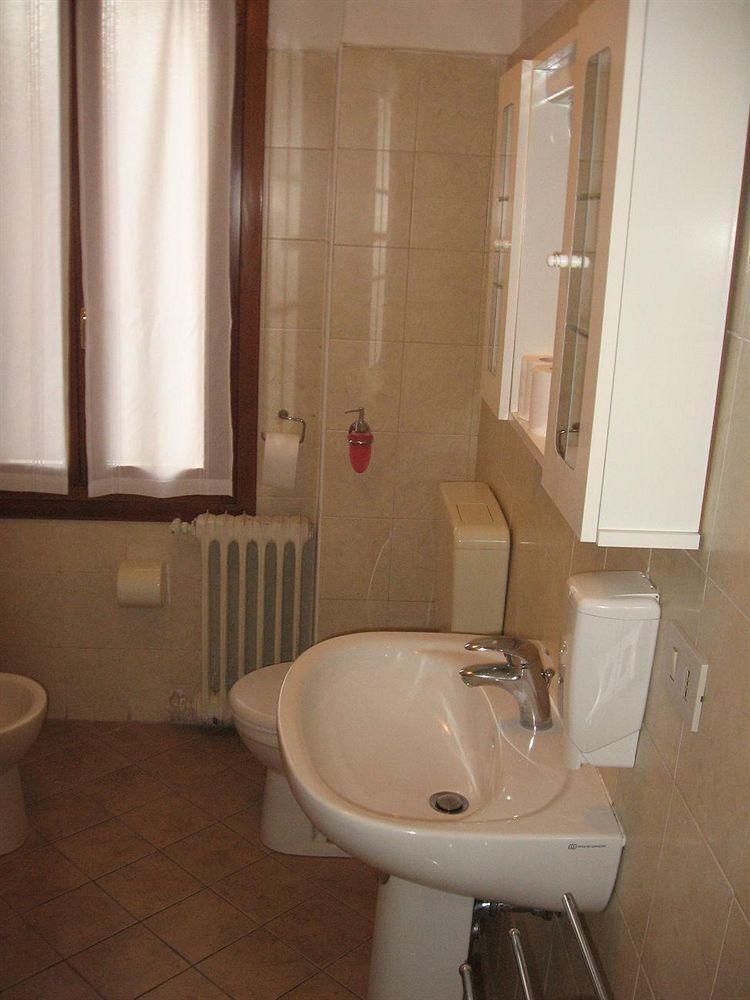 Guest house Santa Sofia 2*