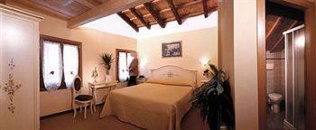 Ca Riza Hotel