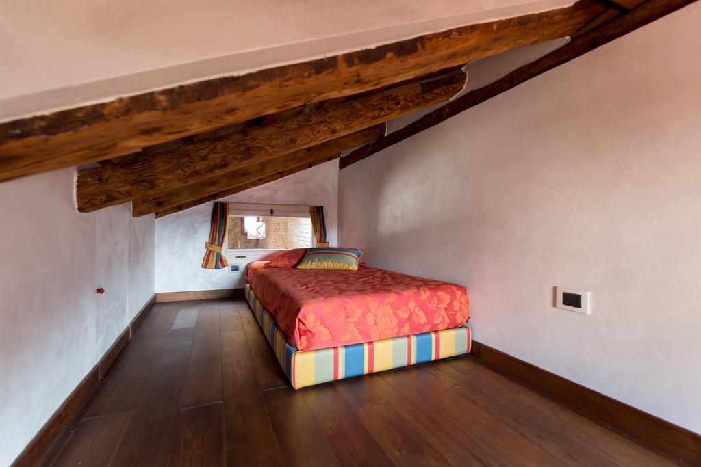 Ca Manzoni With Terrace Apartment Venice