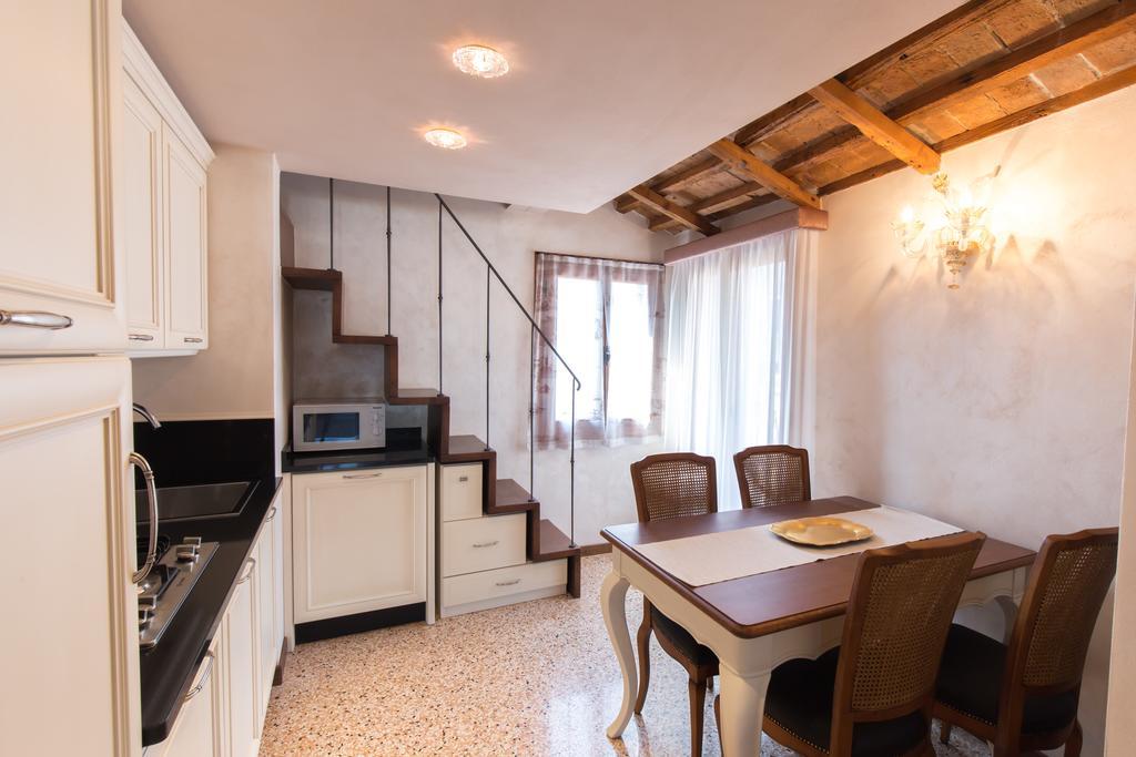 Apartment Ca Manzoni With Terrace