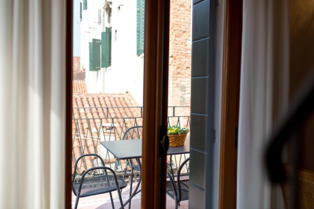 Ca Manzoni With Terrace Apartment *