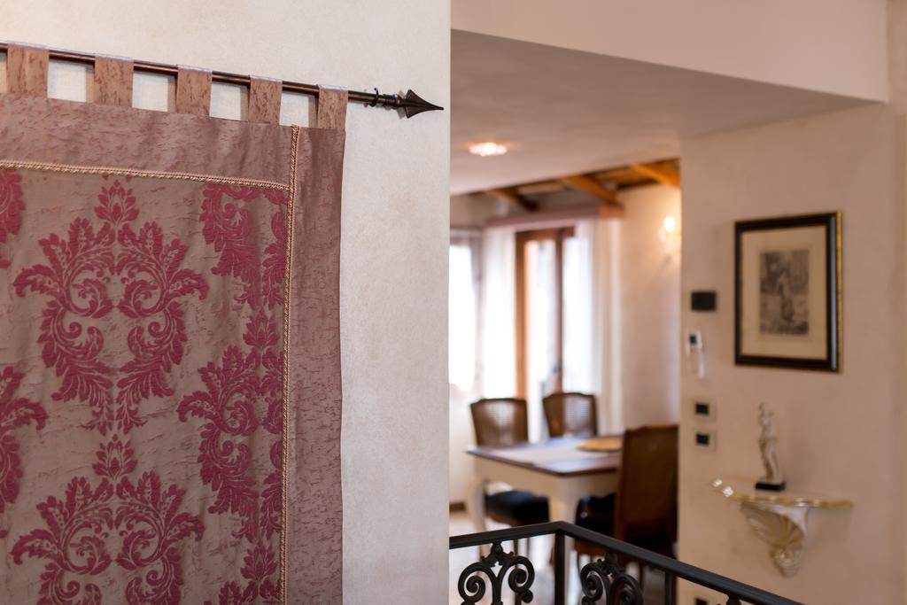 Apartment Ca Manzoni With Terrace Venice