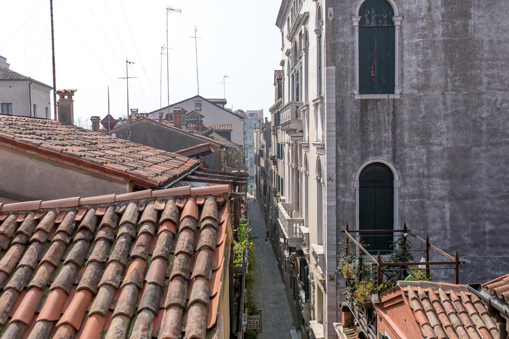 Apartment Ca Manzoni With Terrace Venice