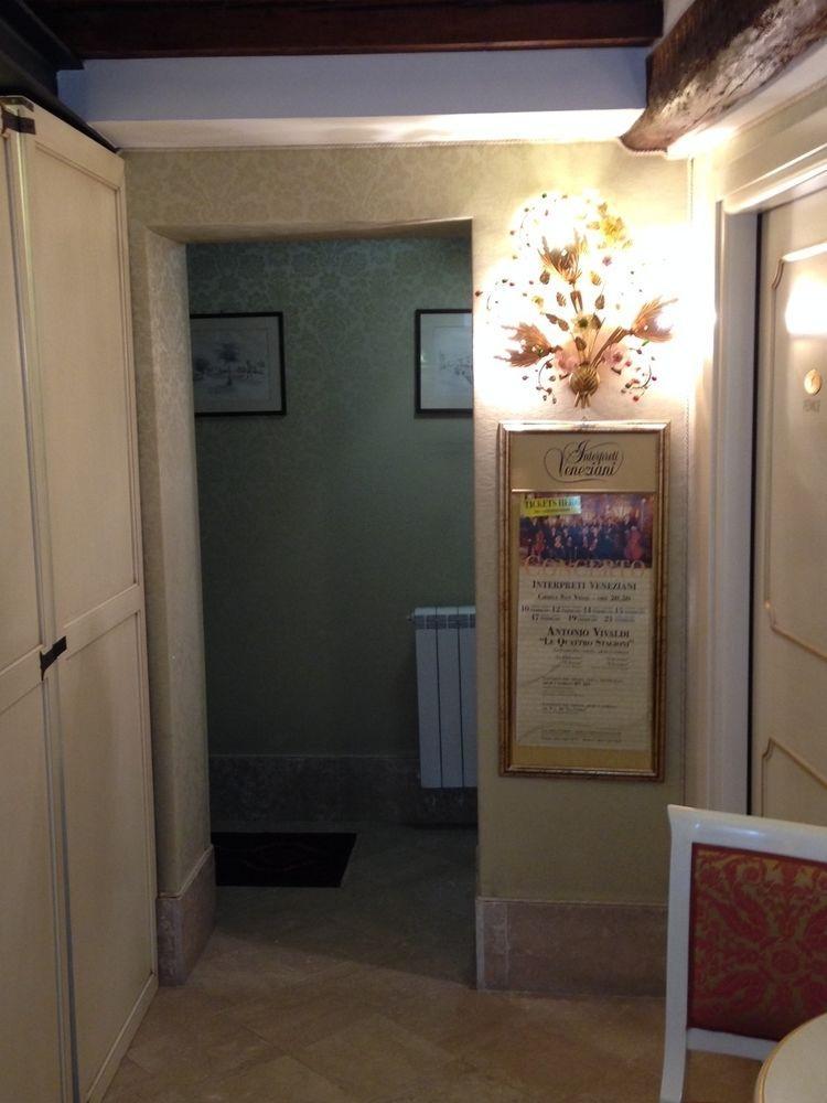 Ca' San Vio Bed & Breakfast Venice