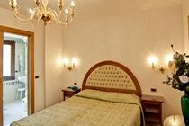 Antica Casa Carettoni 3* Venice